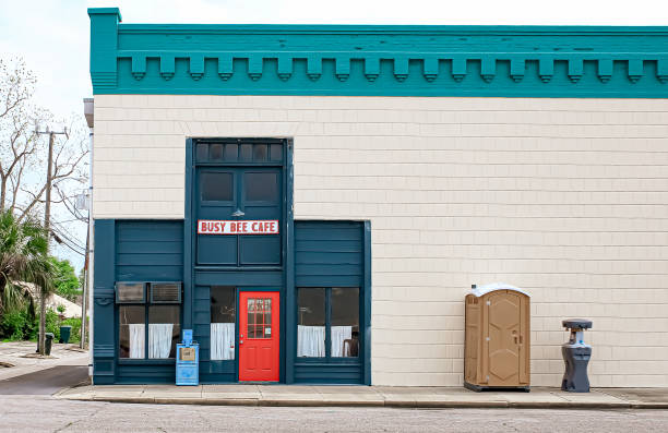 Best Affordable porta potty rental  in Mequon, WI